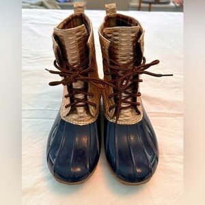Yoki Duck Boots Navy & Gold Size 10